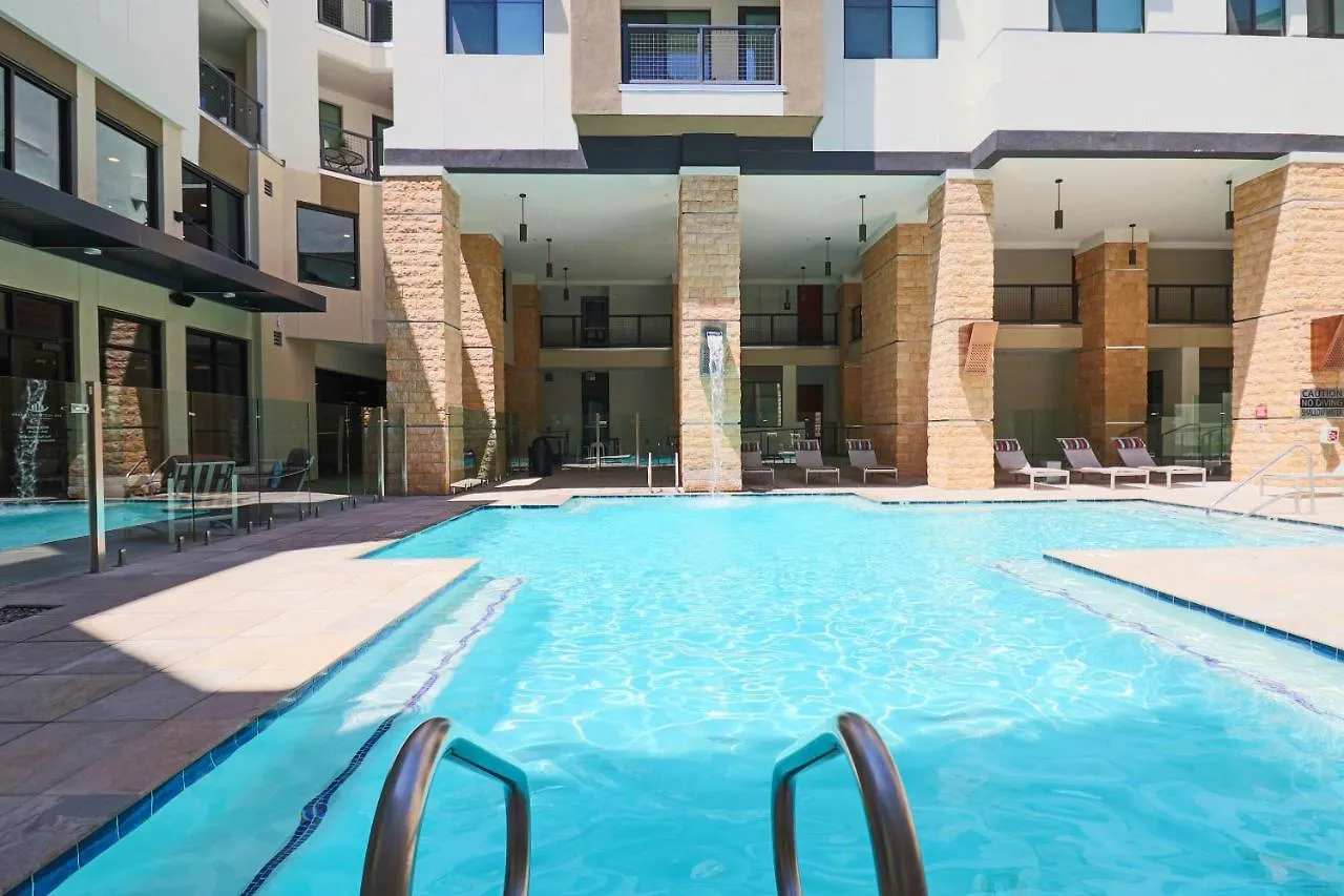 Walk Score 81-Shopping District-King Bed-Parking G2047 Scottsdale Apartment