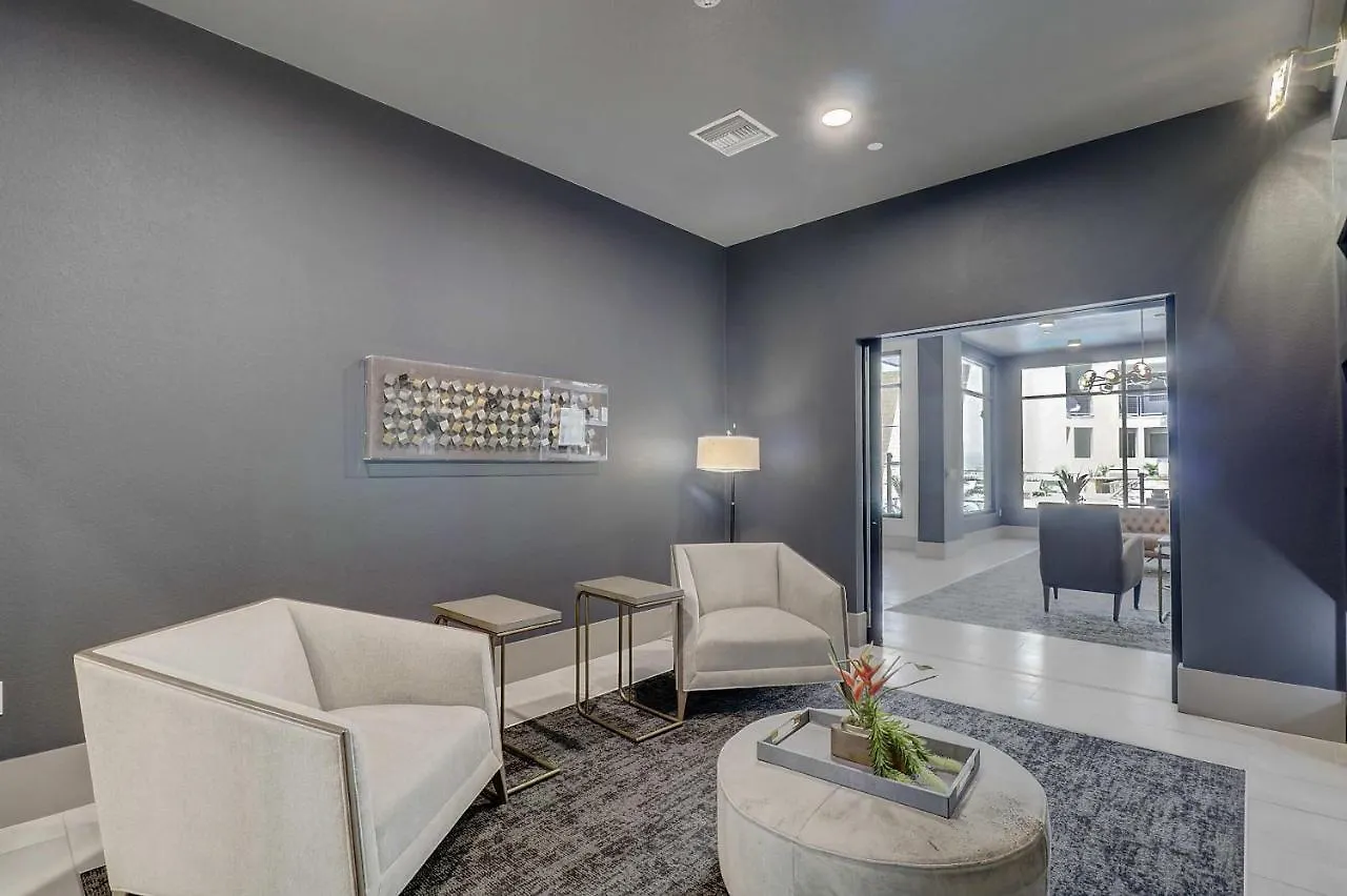 Walk Score 81-Shopping District-King Bed-Parking G2047 Scottsdale 0*,