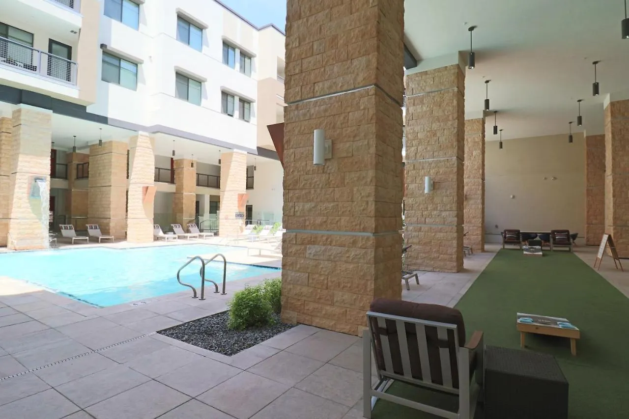 Walk Score 81-Shopping District-King Bed-Parking G2047 Scottsdale Apartment