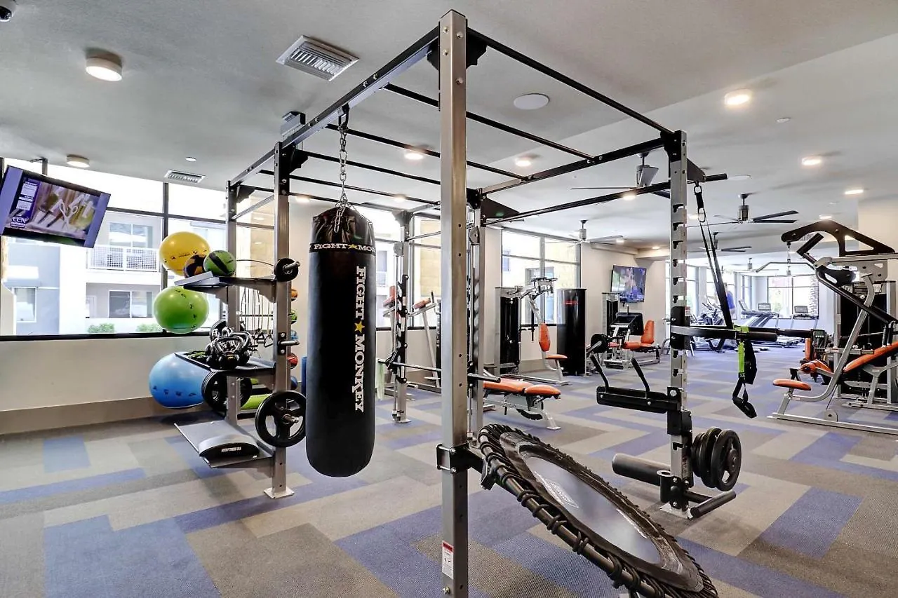 Apartment Walk Score 81-Shopping District-King Bed-Parking G2047 Scottsdale