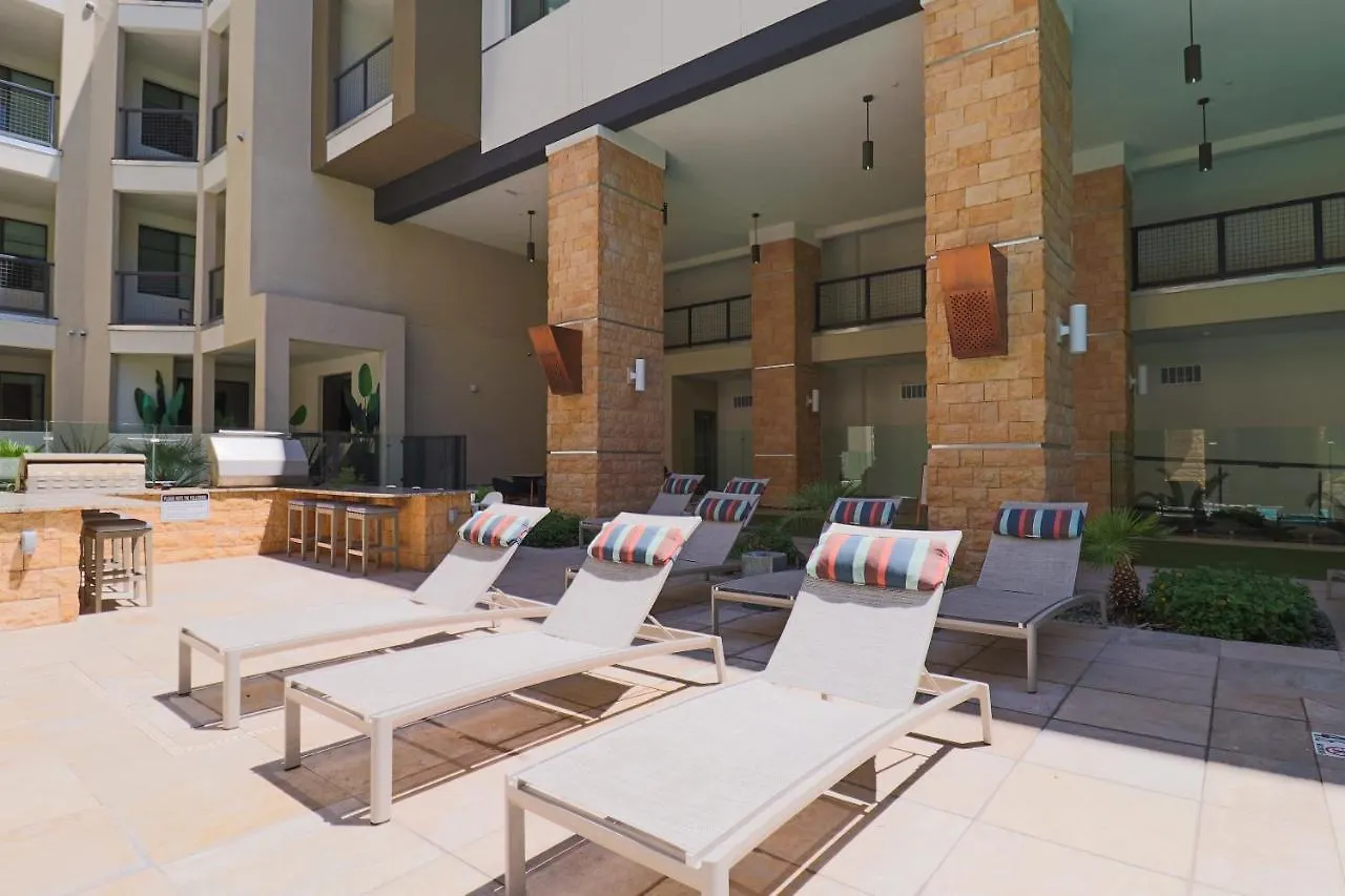 Walk Score 81-Shopping District-King Bed-Parking G2047 Scottsdale USA