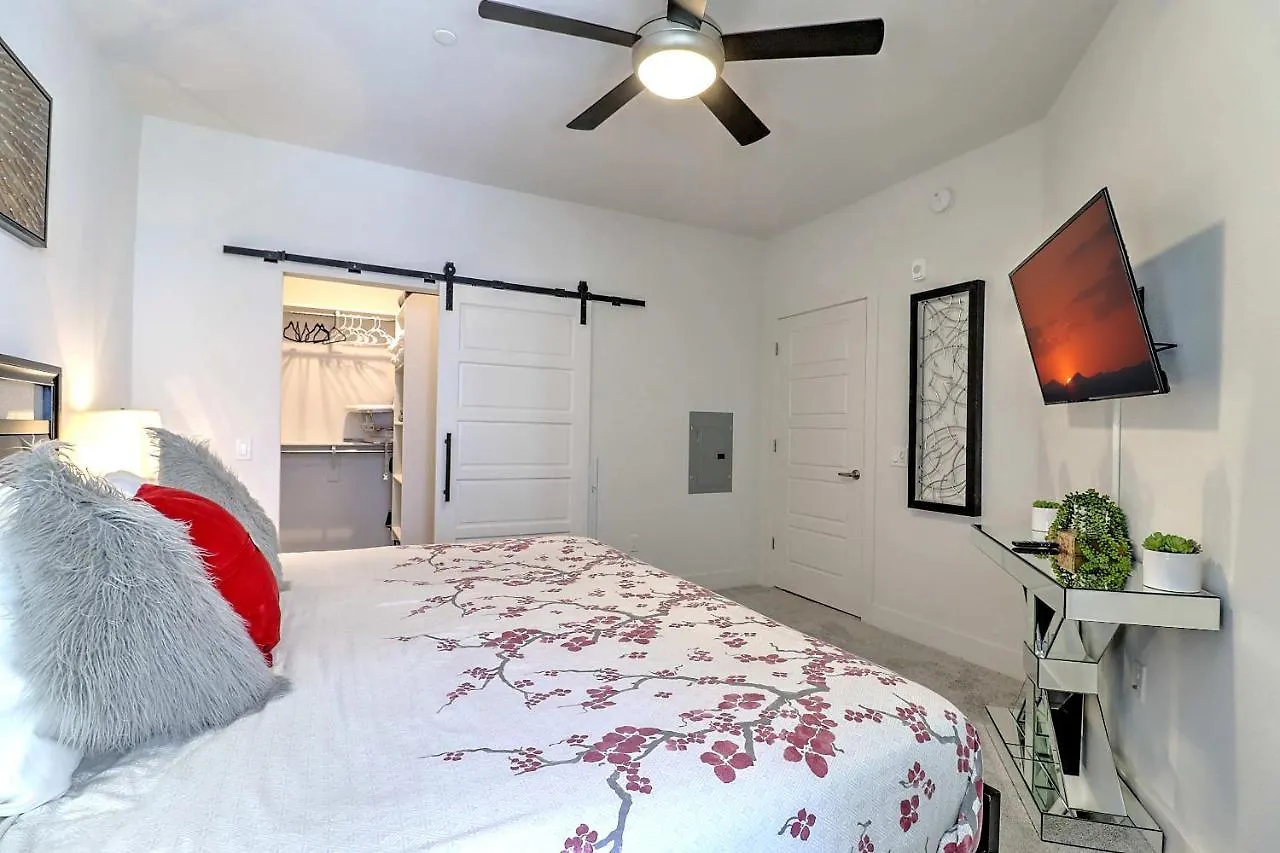 Walk Score 81-Shopping District-King Bed-Parking G2047 Scottsdale